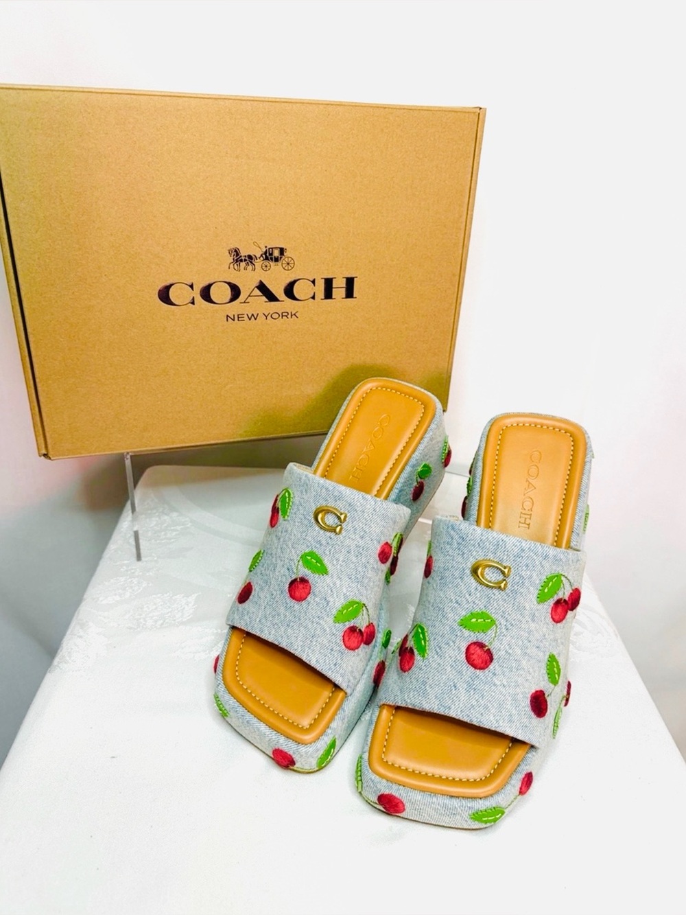 NIB COACH Marie Denim Cherry Embroidered Platform Wedge Slide Sandals Sz 7.5 - Picture 1 of 8